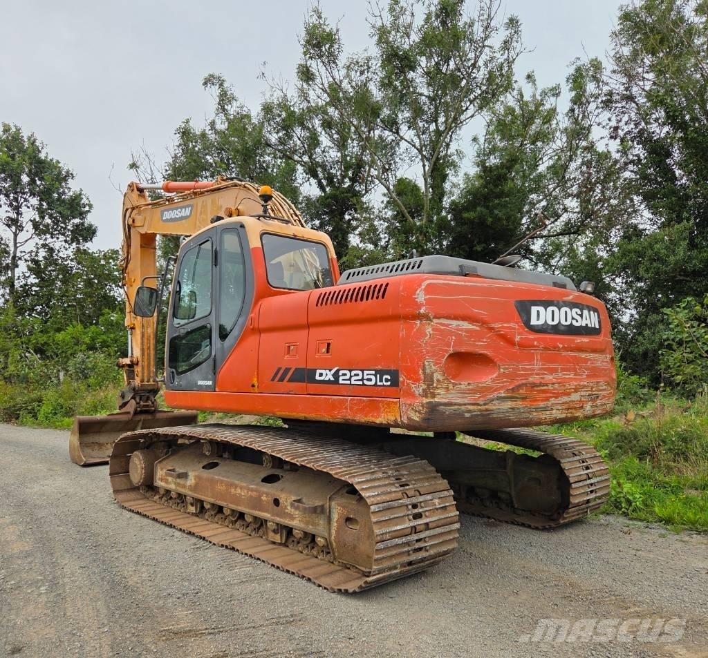 Doosan DX 225 LC Escavadeiras de esteiras