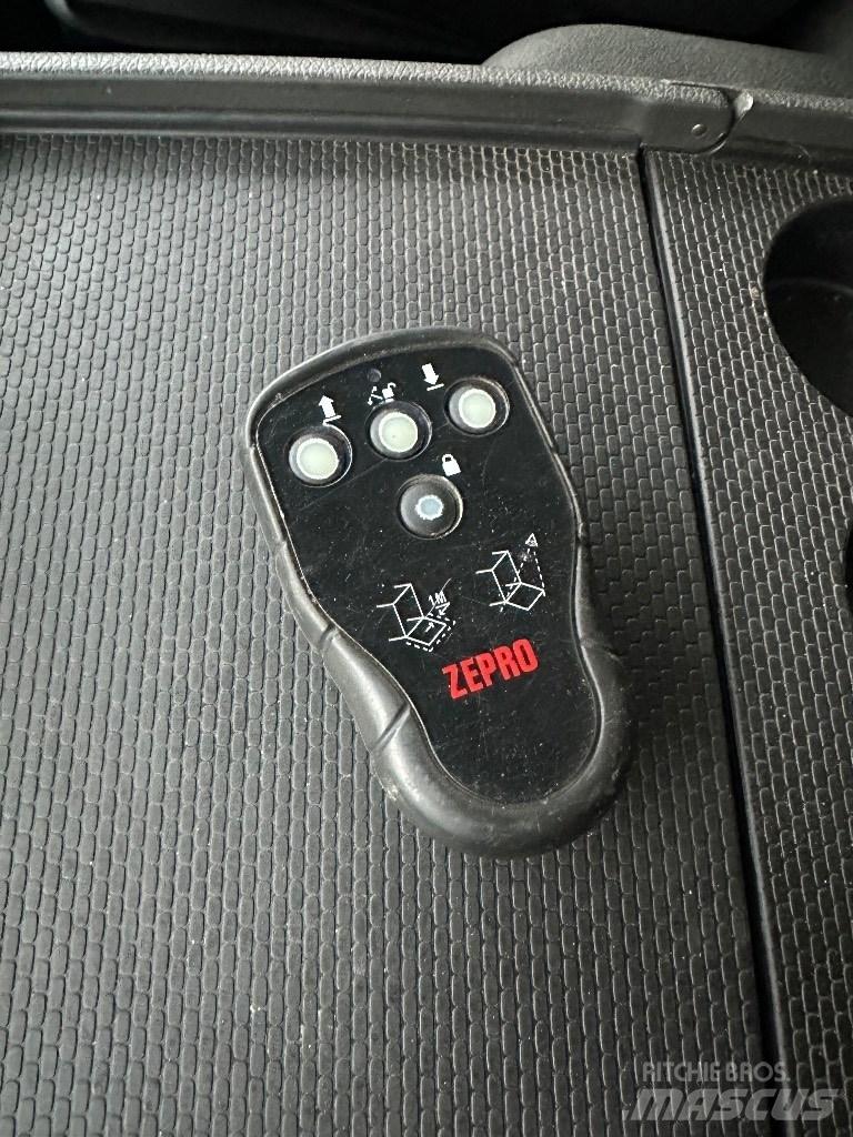 Volvo FM 330 Caminhões caixa temperatura controlada
