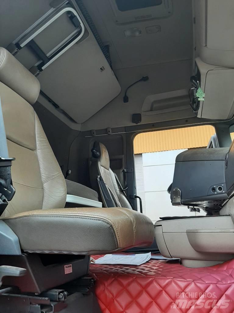 Scania R 560 Camiões Ampliroll