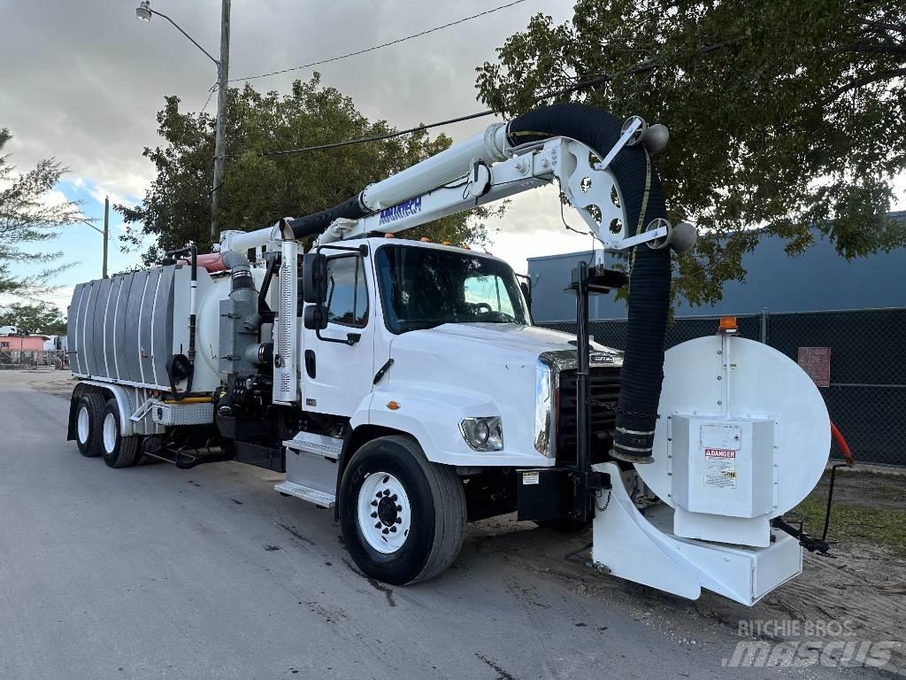 Freightliner 114SD Camiões Aspiradores Combi