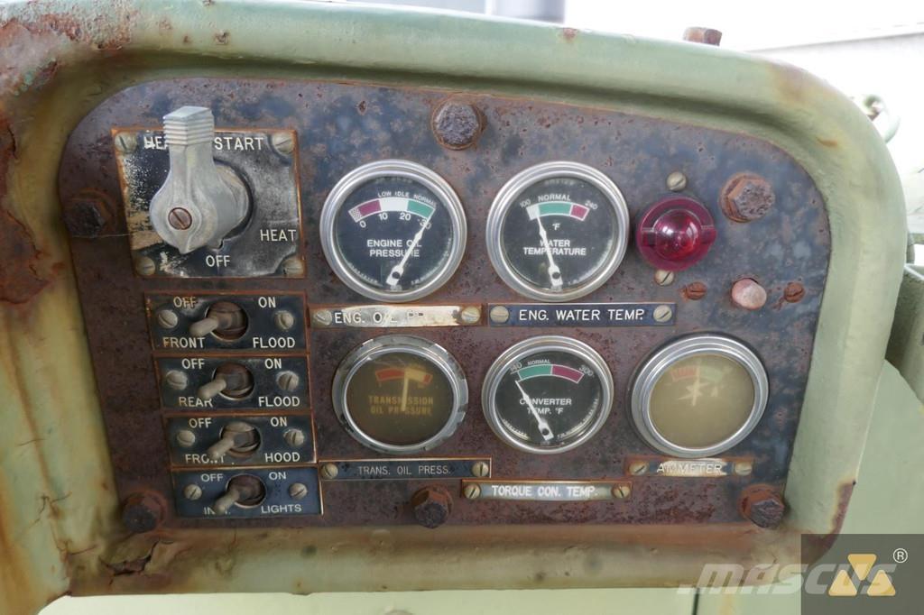 CAT D7F Ex-army Dozers - Tratores rastos