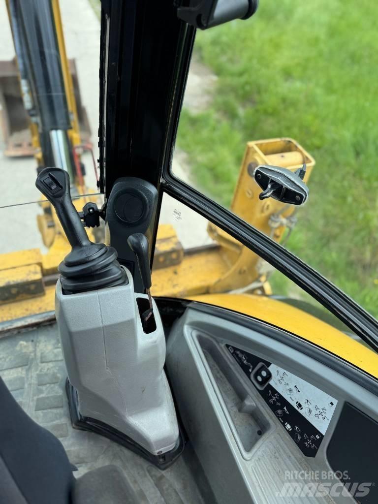 CAT 432 E Retroescavadeiras