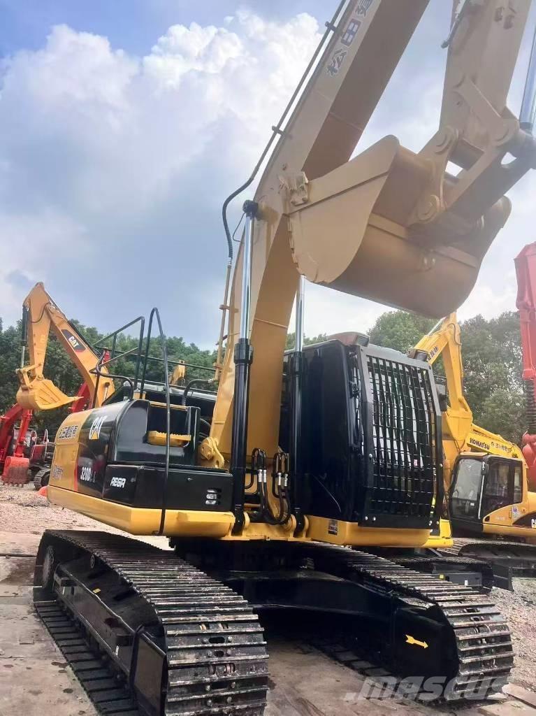 CAT 320 D2L Escavadeiras de esteiras