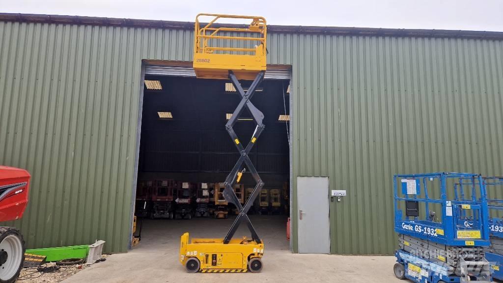 JCB S 1530 E Elevadores de tesoura