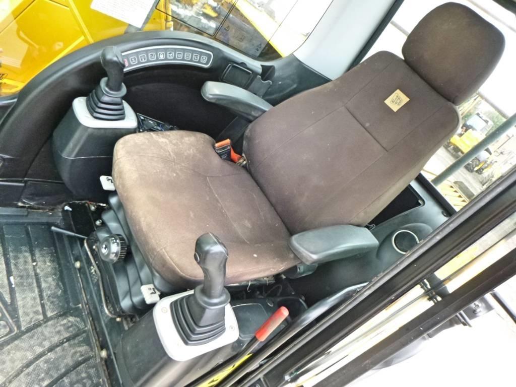 JCB JS 130 LC Escavadeiras de esteiras