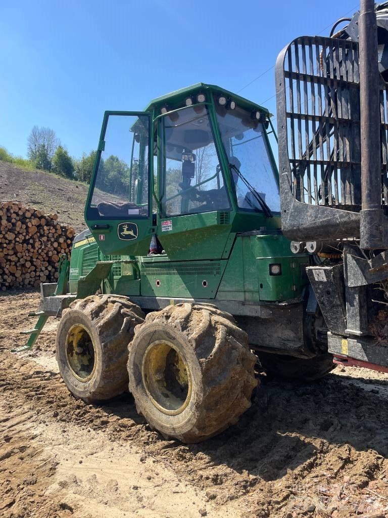John Deere 1110G Forwarders florestais