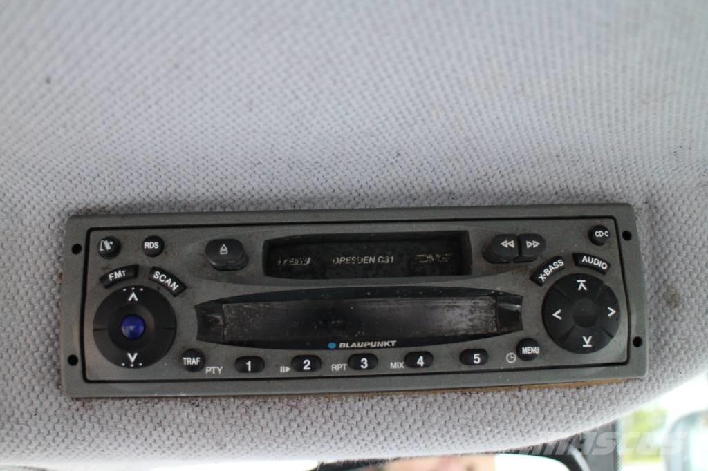 Valtra 700 Tratores Agrícolas usados