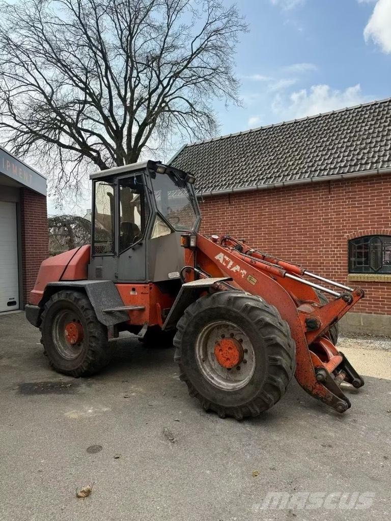Atlas AR 86 E Carregadeiras de rodas