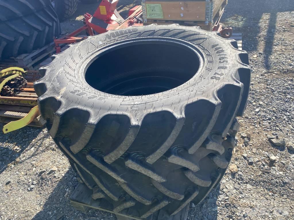 Mitas 440/65 R 28 Pneus Agrícolas