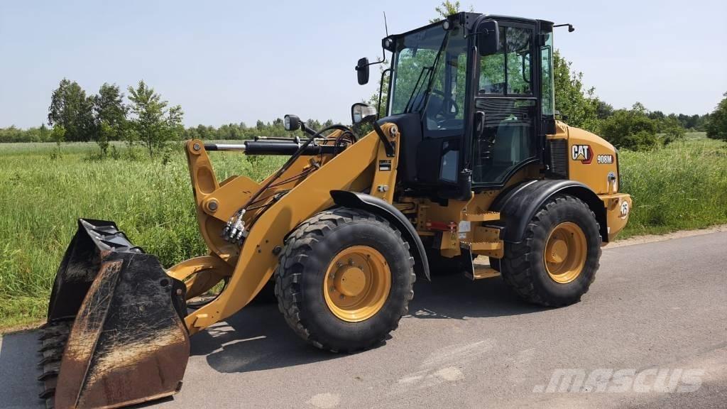 CAT 908M Carregadeiras de rodas