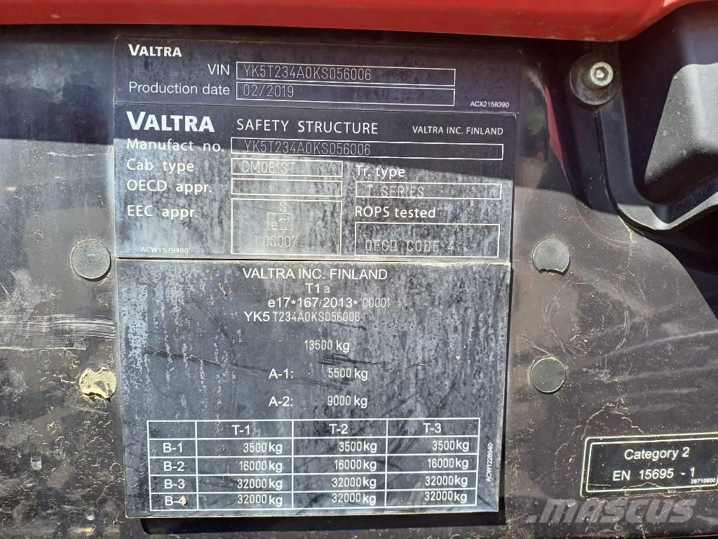 Valtra T 234 A Tratores Agrícolas usados