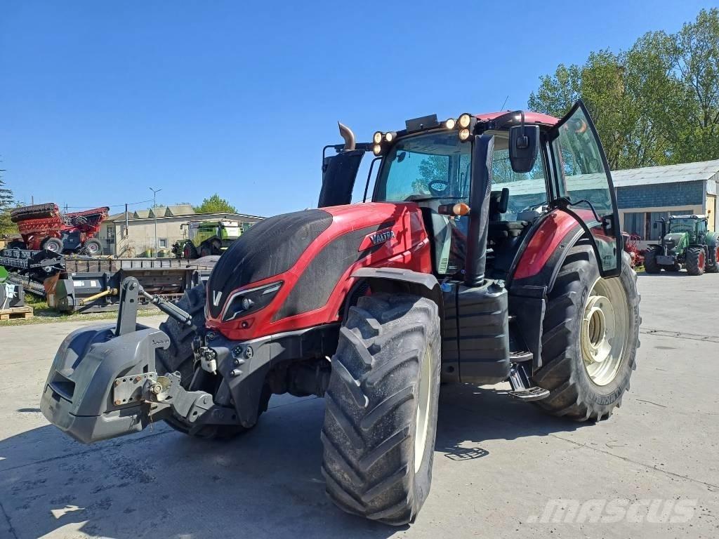 Valtra T 234 A Tratores Agrícolas usados