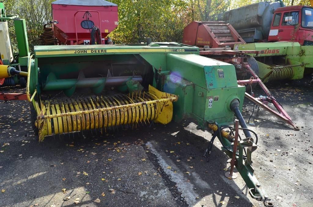 John Deere 468 Enfardadeira de fardos quadrados