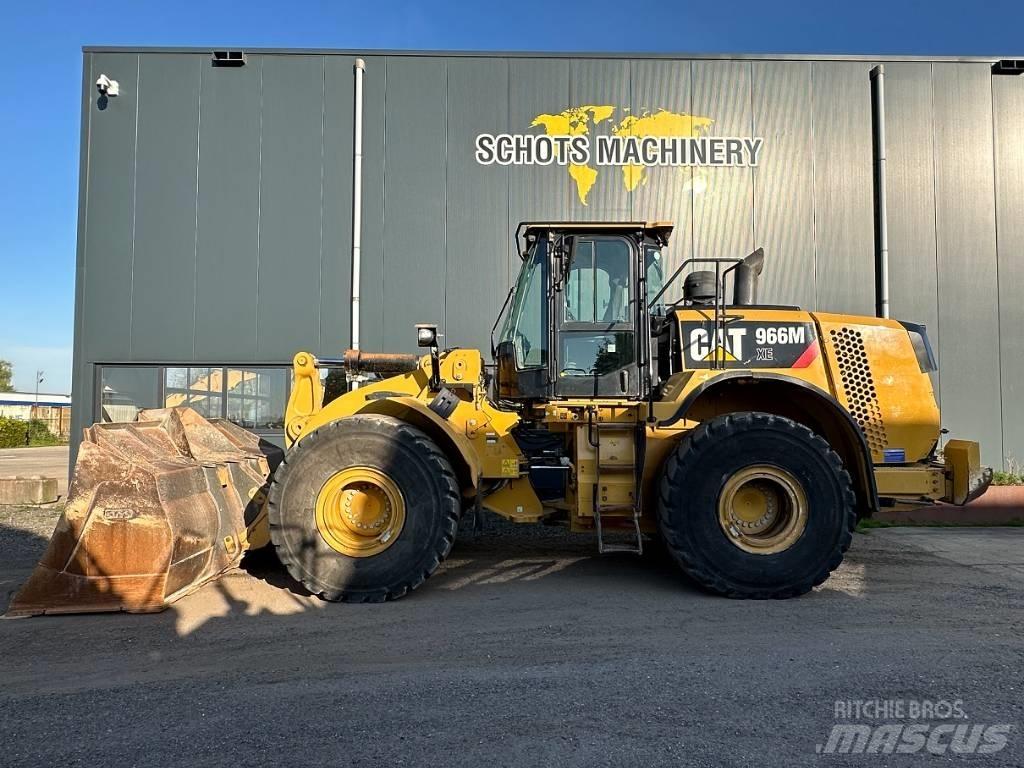 CAT 966 M Carregadeiras de rodas