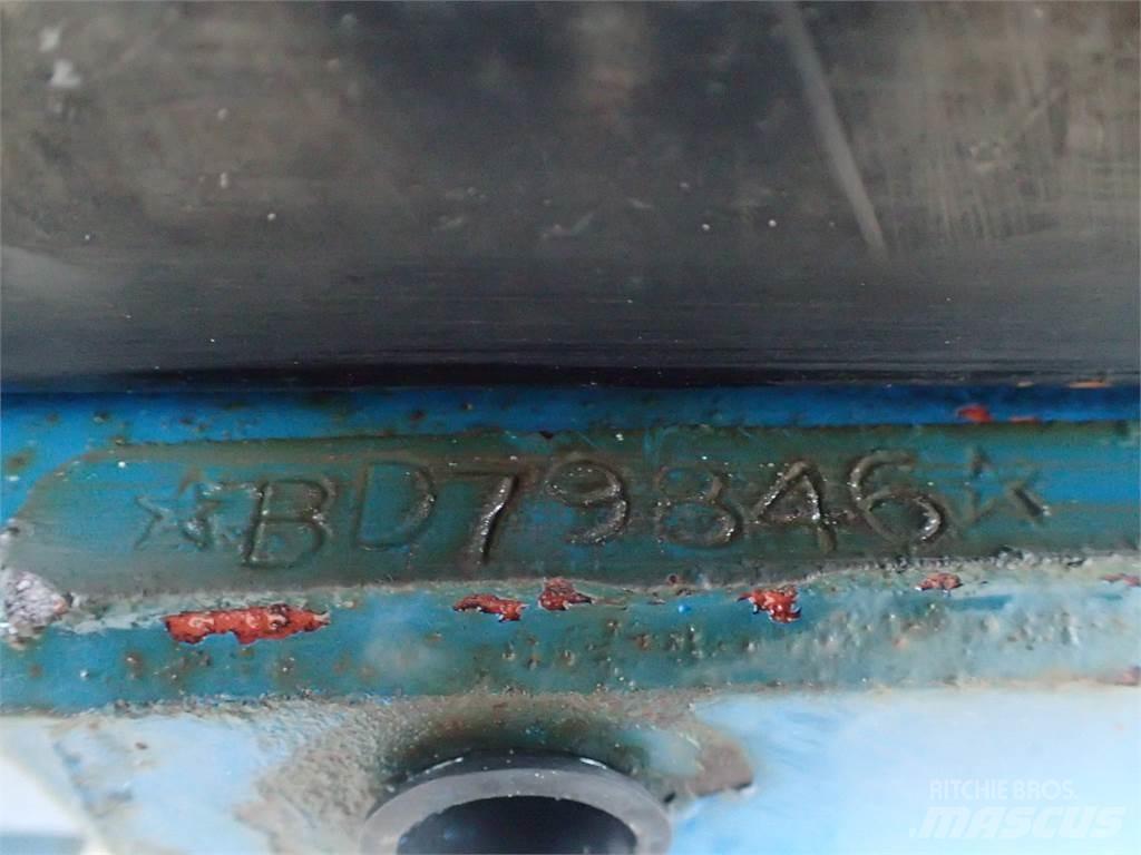 Ford 8340 Tratores Agrícolas usados