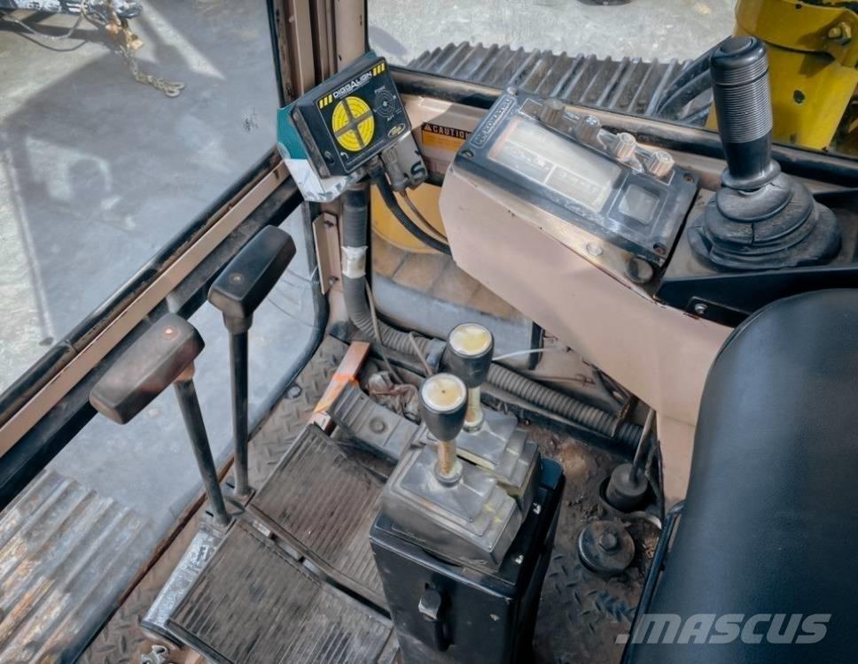 Komatsu PC 200 LC-3 Escavadeiras de esteiras