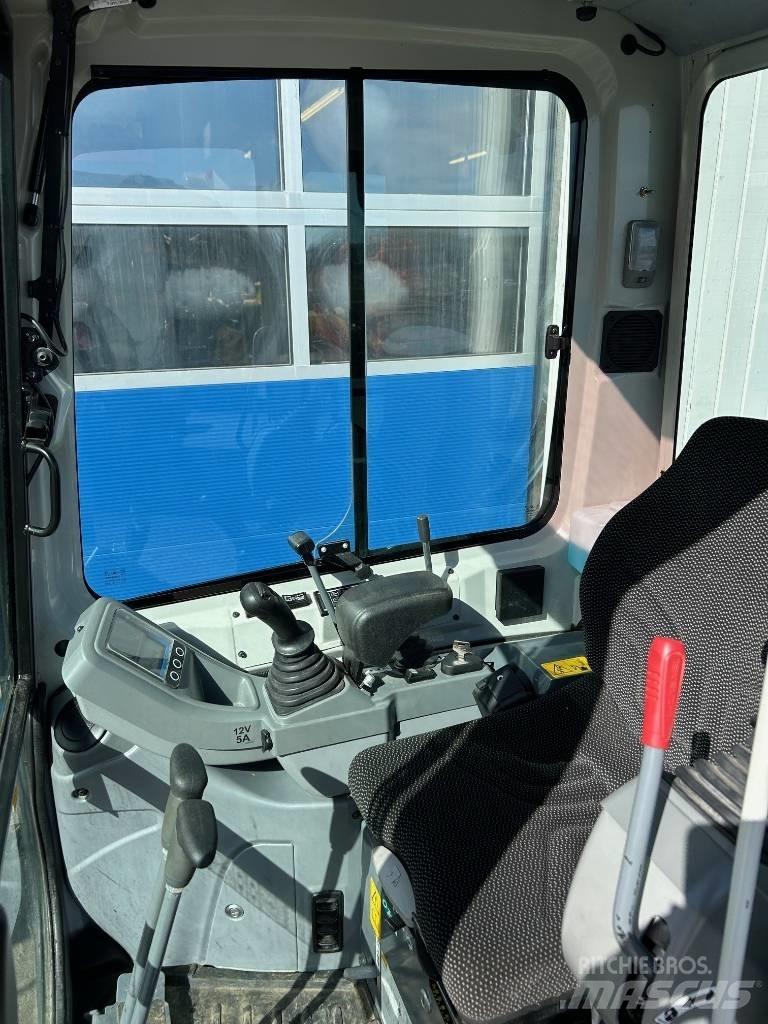 Takeuchi TB 216 Miniescavadeiras