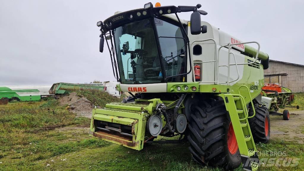 CLAAS Lexion 670 Ceifeiras debulhadoras