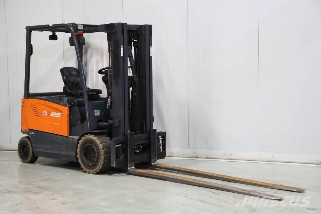 Doosan B25X-7 Empilhadores eléctricos