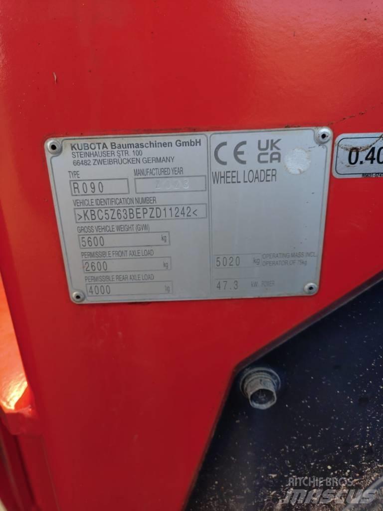 Kubota R 082 Carregadeiras de rodas