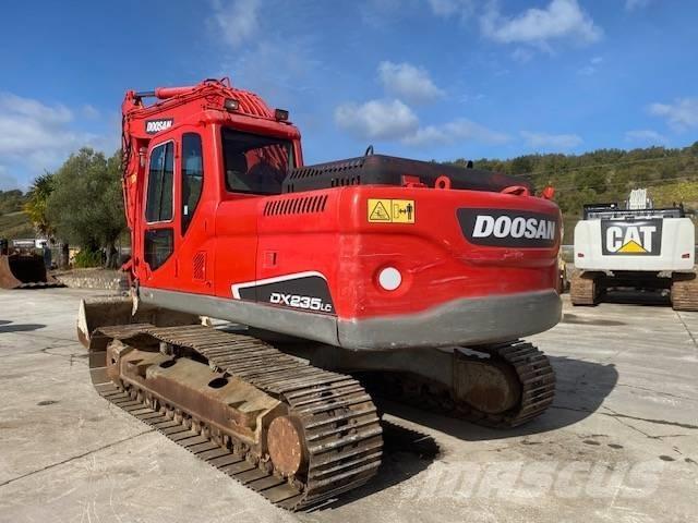 Doosan DX 235 LC Escavadeiras de esteiras
