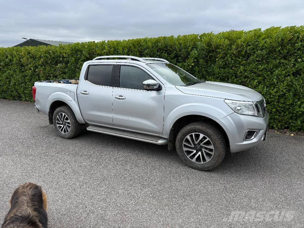Nissan Navara Pick up de caixa aberta