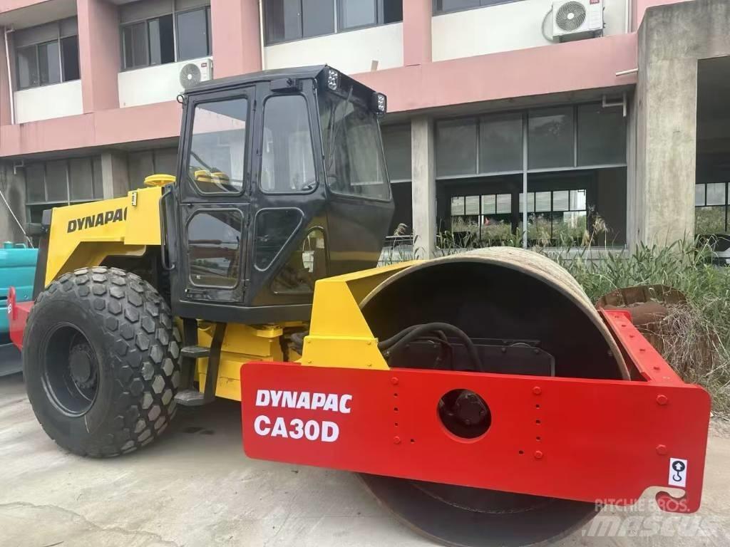 Dynapac CA 30 D Cilindros Compactadores monocilíndricos