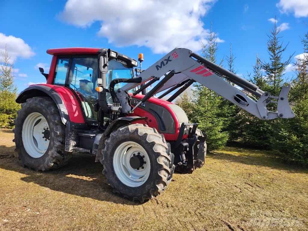 Valtra N122 Versu Tratores Agrícolas usados