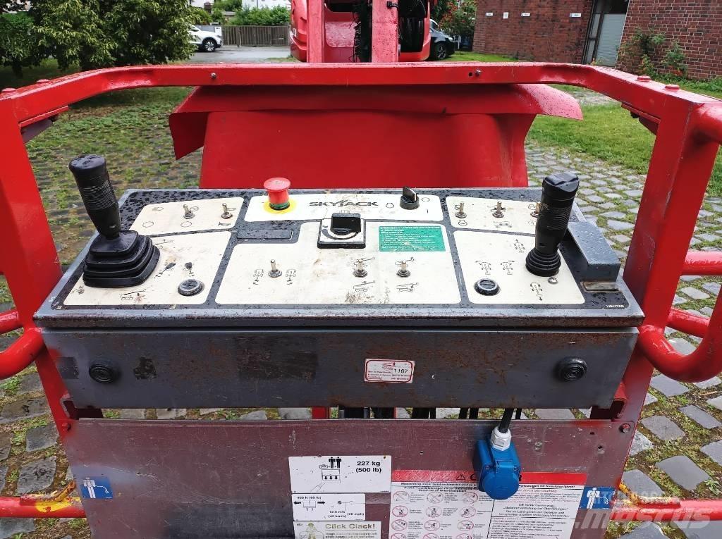SkyJack SJ 66 T Elevadores braços Telescópicos