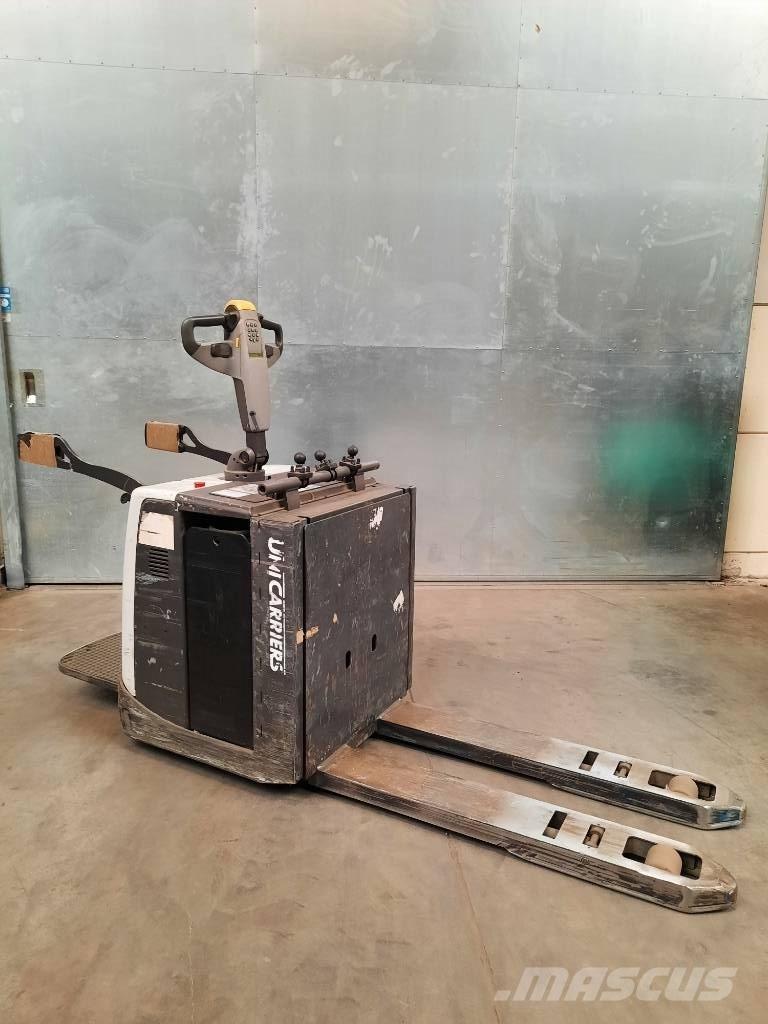 UniCarriers 200PMR Porta-paletes com plataforma