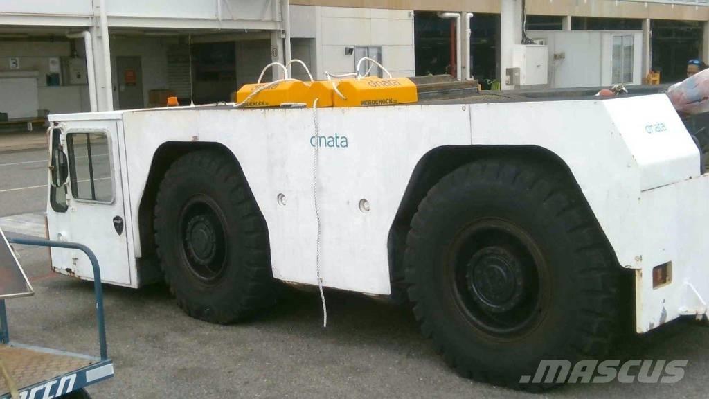  Douglas DC 11 Movimentação cargas - Outros
