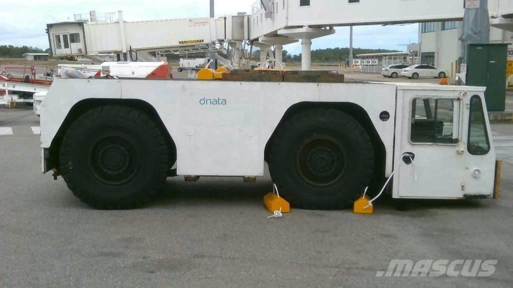  Douglas DC 11 Movimentação cargas - Outros
