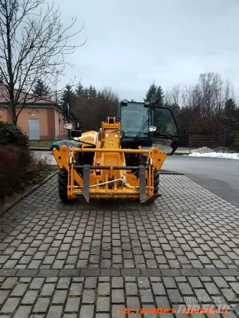 JCB 540-140 Manipulador telescópico