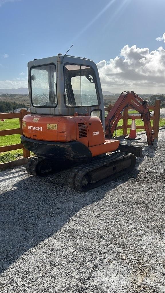 Hitachi Ex30-1 Miniescavadeiras
