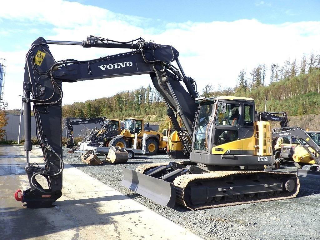 Volvo ECR 235 D Escavadeiras de esteiras