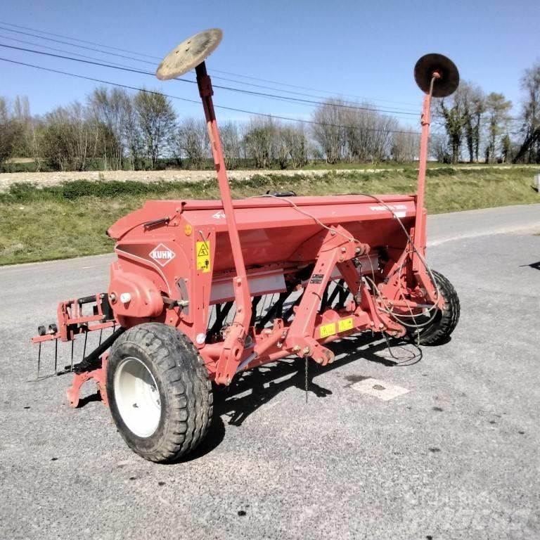 Kuhn Premia 300 Perfuradoras