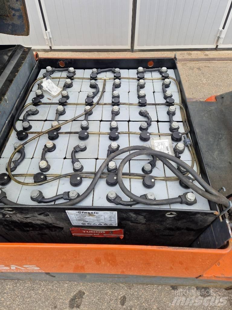 Toyota 7 FBEF 18 Empilhadores eléctricos