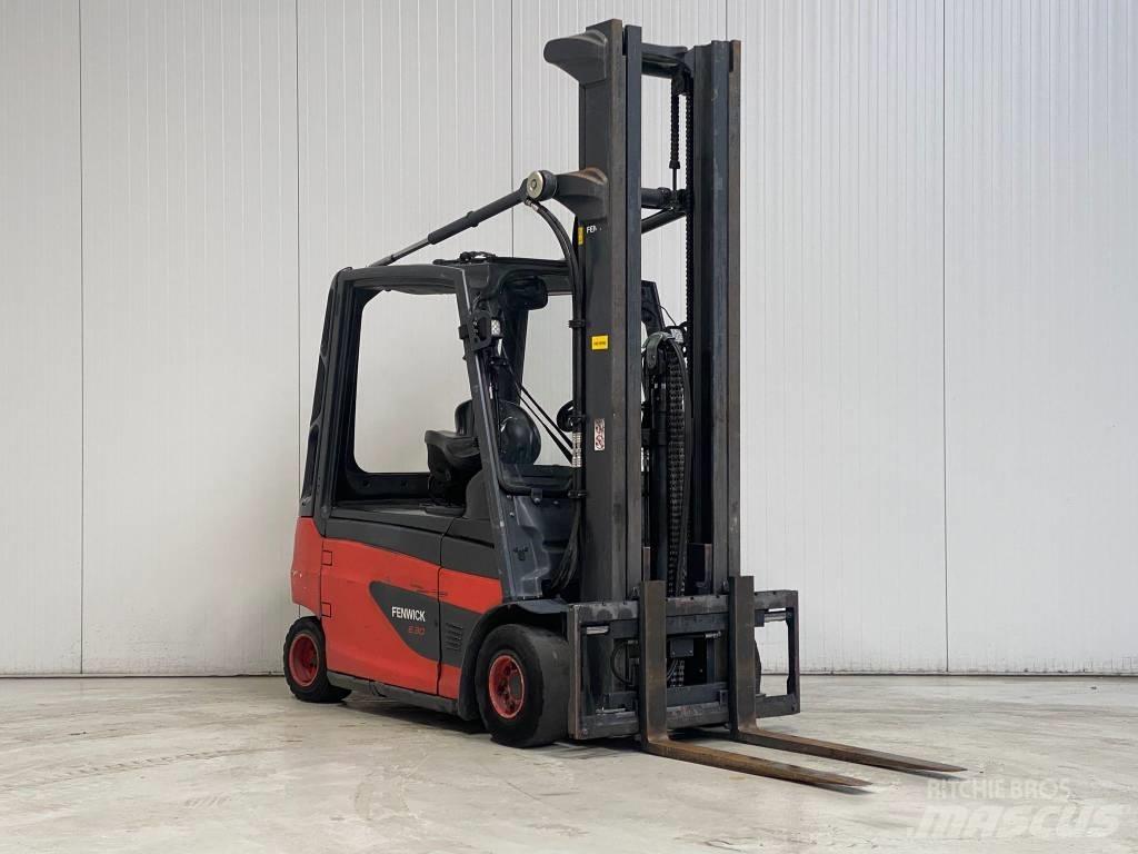 Linde E30L-01 Empilhadores eléctricos