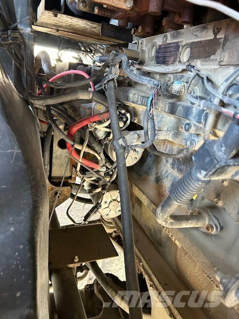 Komatsu 605-7 Camiőes basculantes rígidos