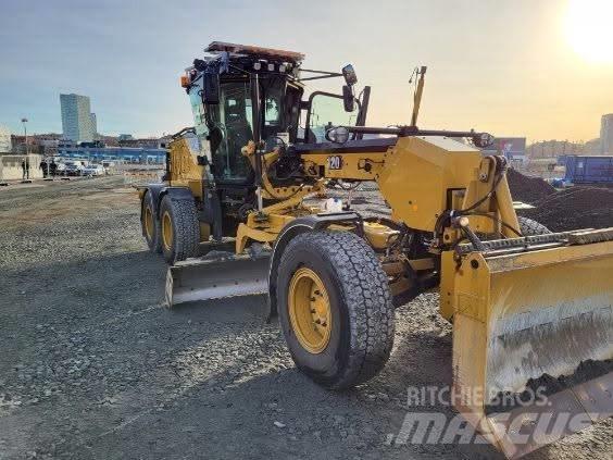 CAT 120 ADW Motoniveladoras