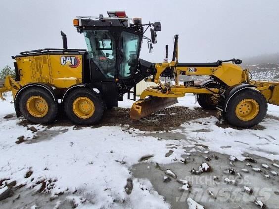 CAT 120 ADW Motoniveladoras