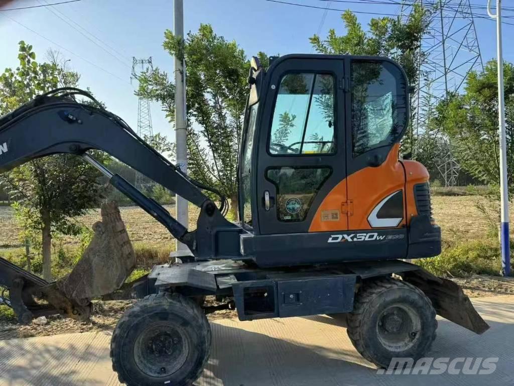 Doosan DX 60 Escavadeiras de esteiras