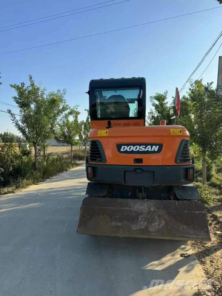 Doosan DX 60 Escavadeiras de esteiras