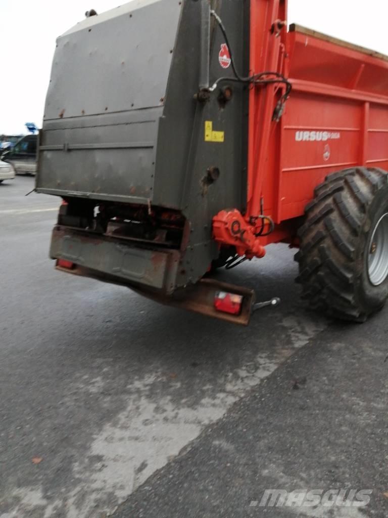 Ursus N-265/A Espalhadores de estrume
