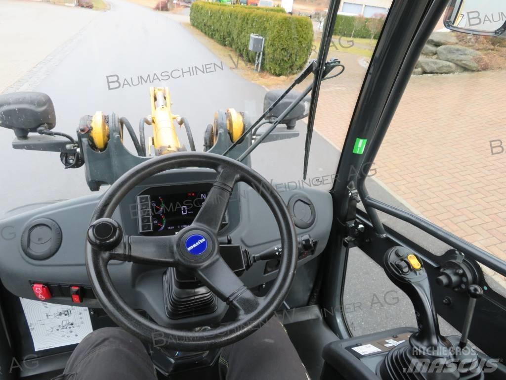 Komatsu WA 70M Carregadeiras de rodas