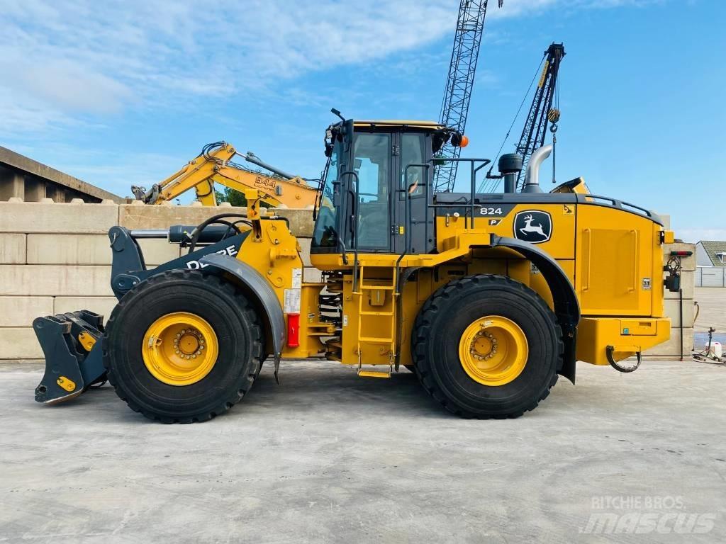 John Deere 824p Carregadeiras de rodas