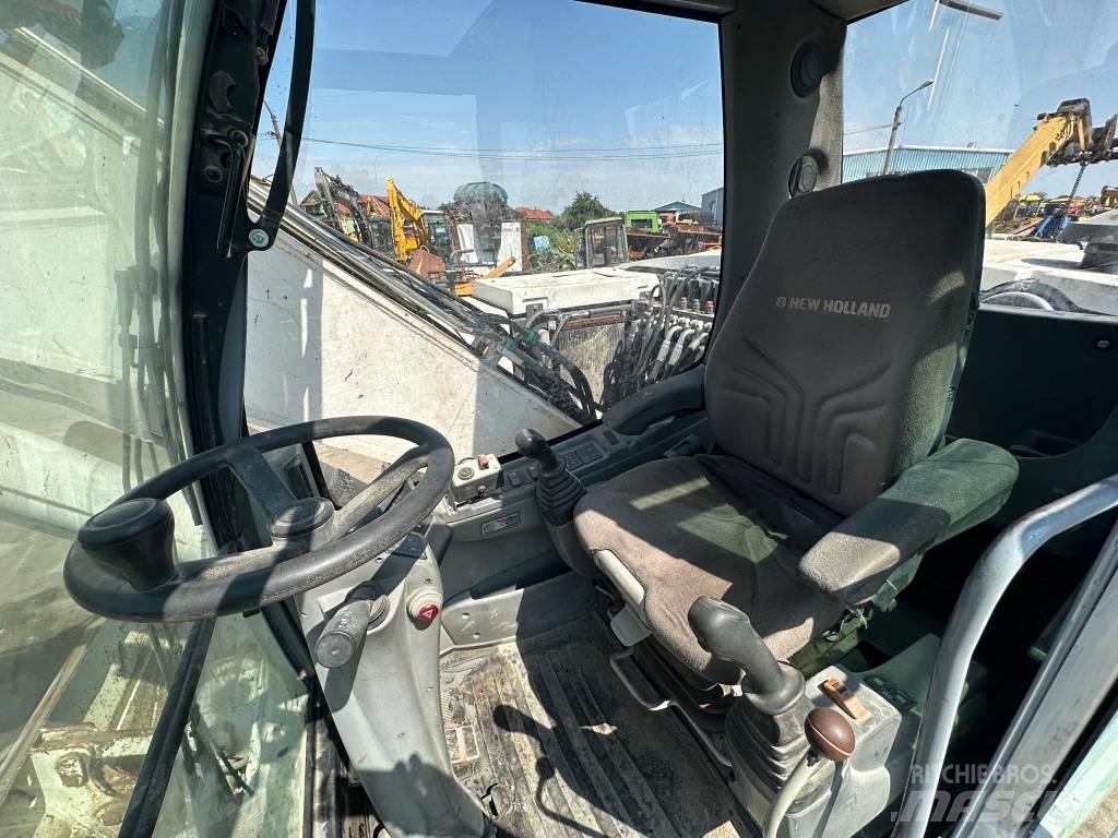 New Holland MH Plus Escavadoras de rodas