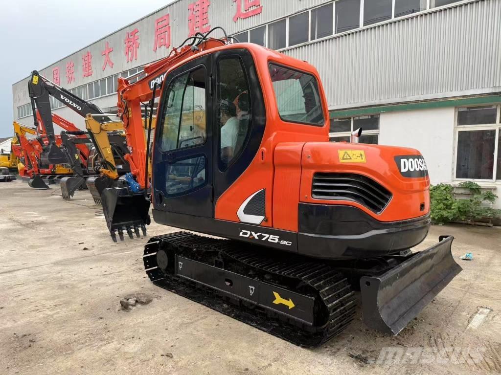 Doosan DX 75 Escavadeiras de esteiras