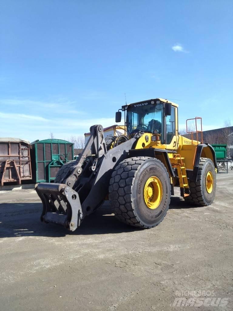 Volvo L 220 F Carregadeiras de rodas