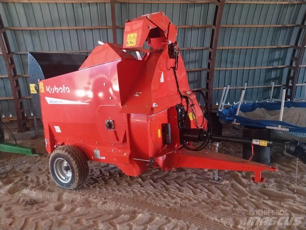 Kubota BC 1300 PRO Cortadores, moinhos e desenroladores de fardos